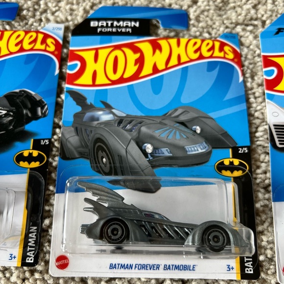 Hot Wheels Batman - Picture 4 of 7